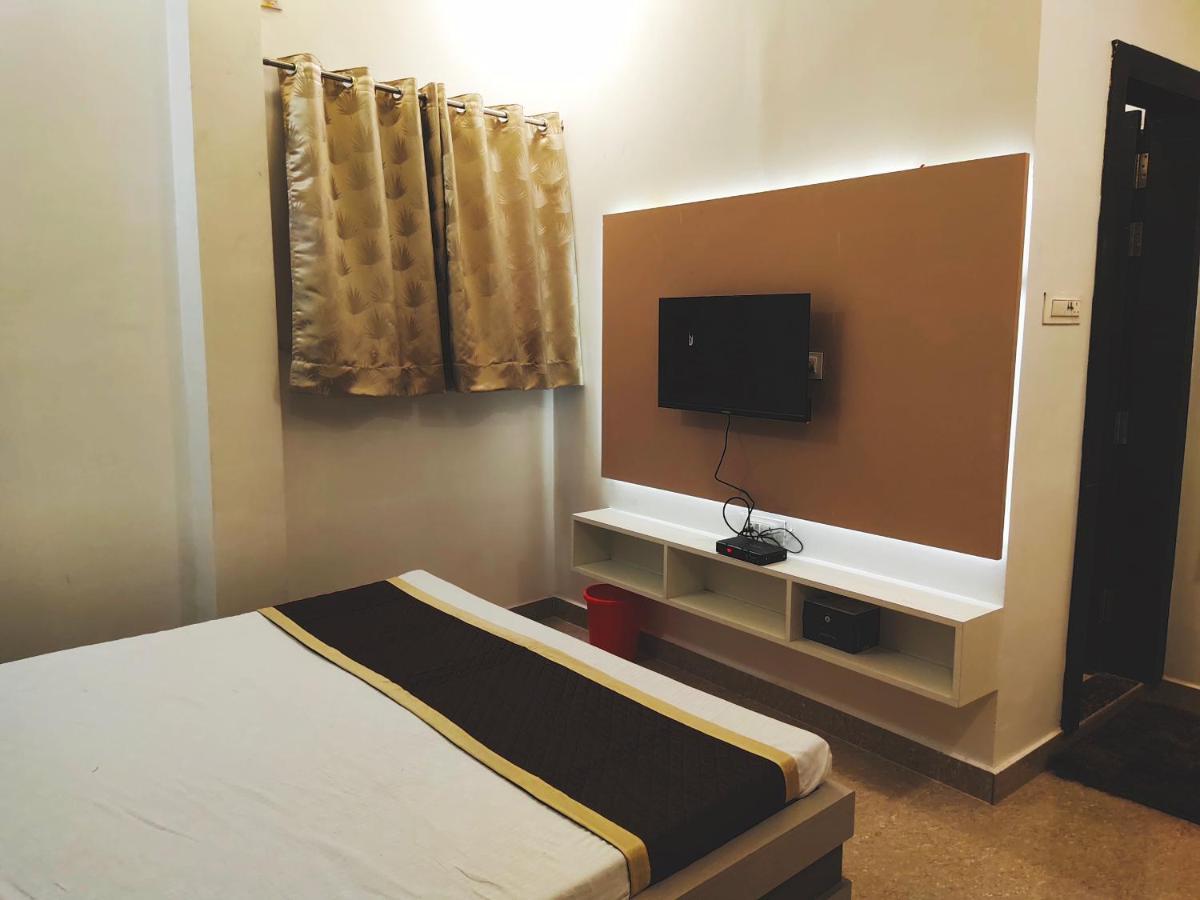 Hotel The Shree Jee Palace Mirzāpur 外观 照片