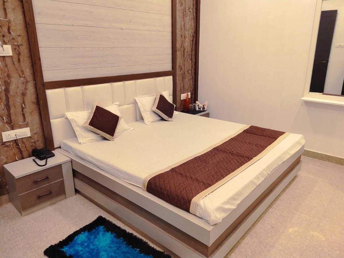 Hotel The Shree Jee Palace Mirzāpur 外观 照片