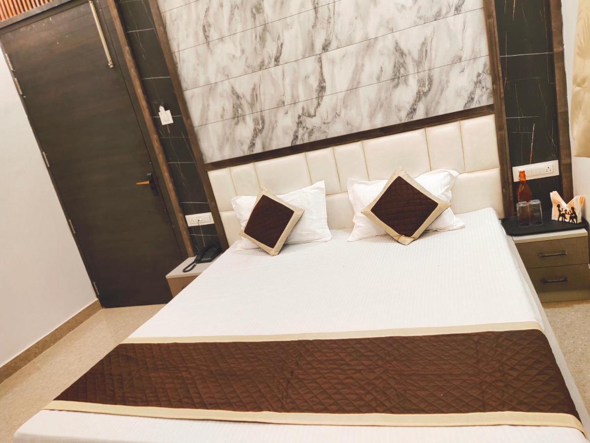 Hotel The Shree Jee Palace Mirzāpur 外观 照片