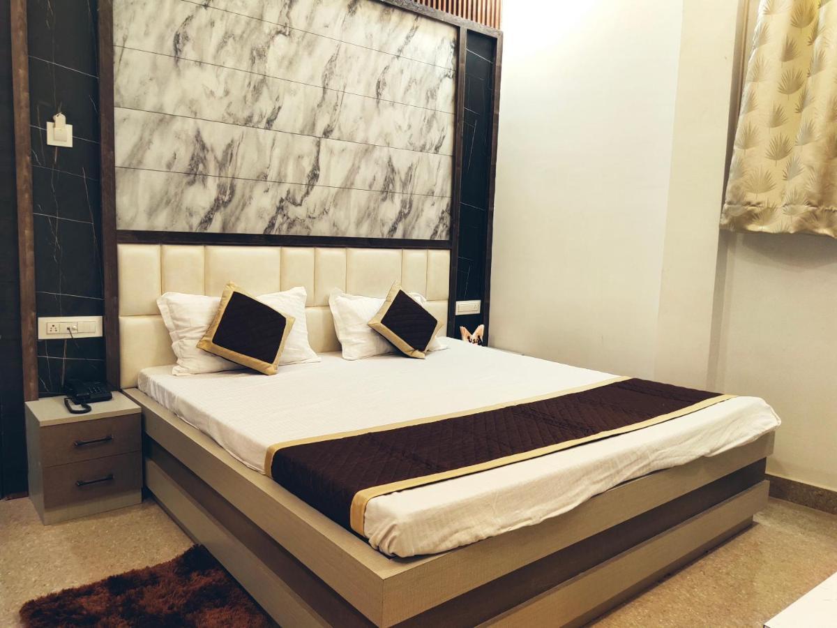 Hotel The Shree Jee Palace Mirzāpur 外观 照片