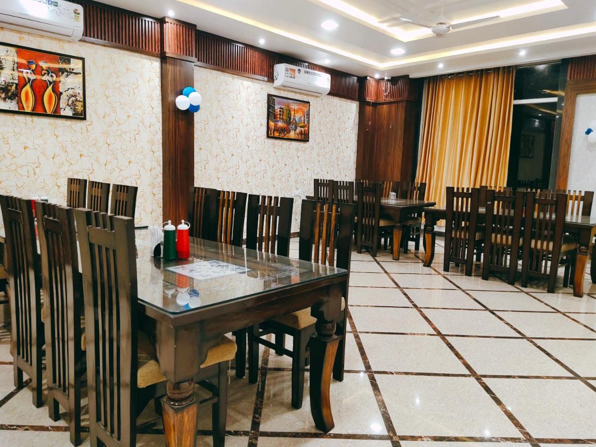 Hotel The Shree Jee Palace Mirzāpur 外观 照片